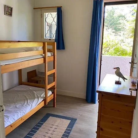 4 Personnes A 200m De La בית נופש *